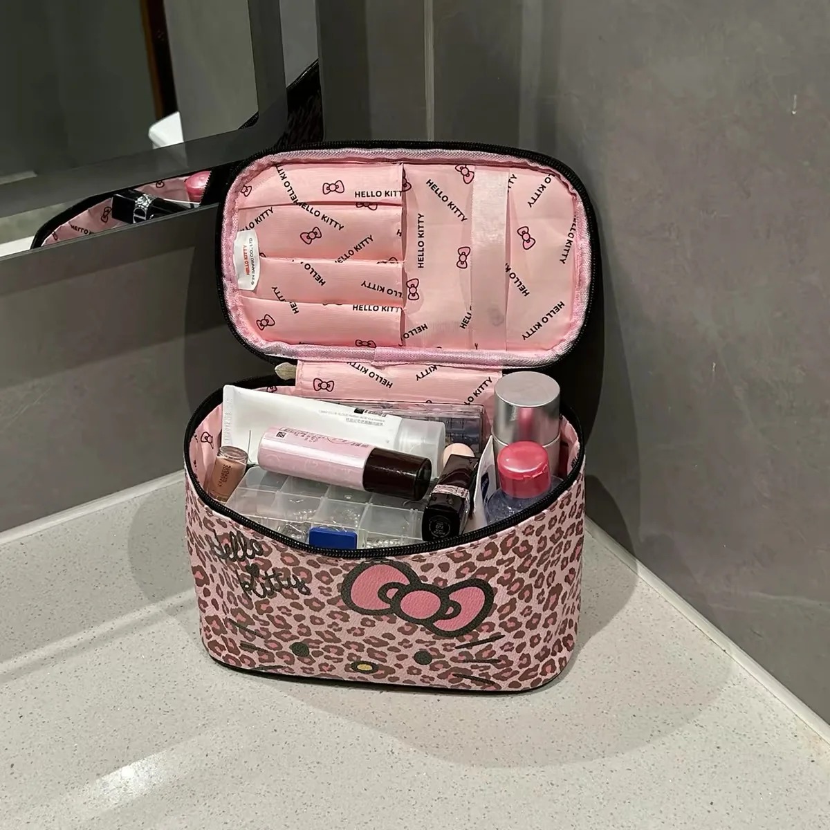 Beauty Makeup Edit - Sanrio Hello Kitty Women Leopard Beauty
